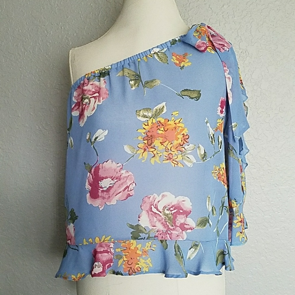 Floral One Shoulder Ruffled Top - Picture 4 of 5